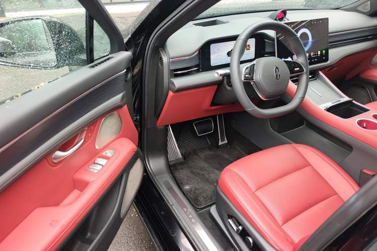 Used Hima AITO M5 2025 Extended-Range Ultra Rear-Wheel-Drive Version Driver Seat