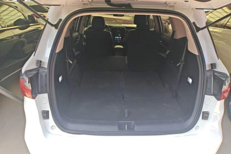 Used BYD Song MAX 2017 1.5T Automatic Smart Connect Luxury 7-Seater