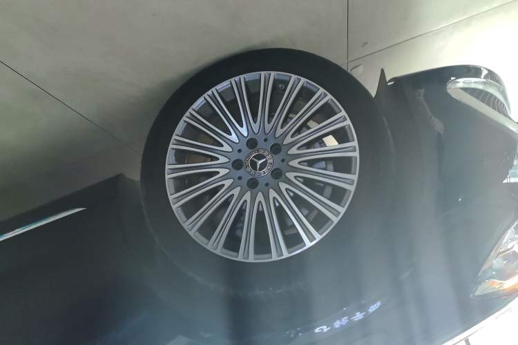 Used Mercedes-Benz E-Class 2023 E 300 L Luxury Model