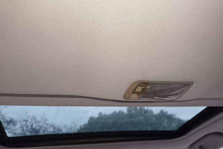 Used Geely Auto Vision 2015 1.3T Manual Luxury Model Headliner