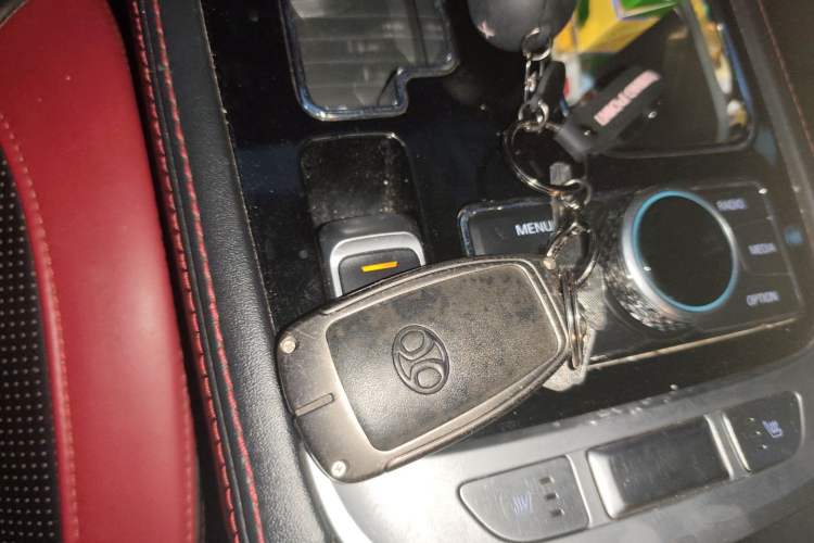 Used BAIC Off-Road BJ40 2018 2.3T Automatic Four-Wheel Drive Ring of the Tower Champion Edition China V Emission Standard