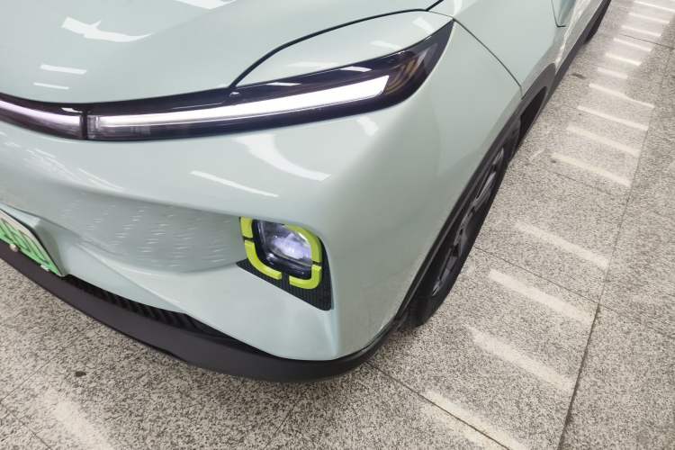 Used Geometry E Firefly 2022 401 km Linglong Tiger 4 Seats