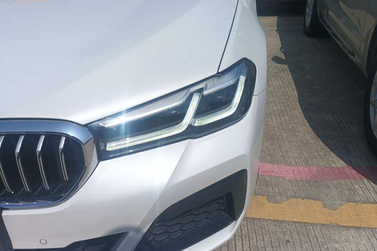 Used BMW 5 Series 2022 Second Facelift 530Li Leading Edition M Sport Package
