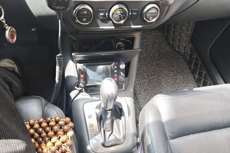 Used Volkswagen Tiguan L 2013 2.0 TSI Automatic All-Wheel Drive Luxury Edition