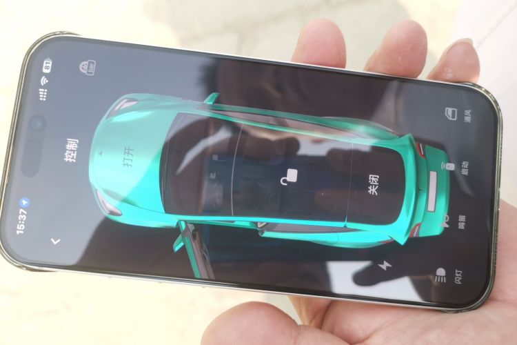 Used Tesla Model Y 2022 Long-Range All-Wheel-Drive Version
