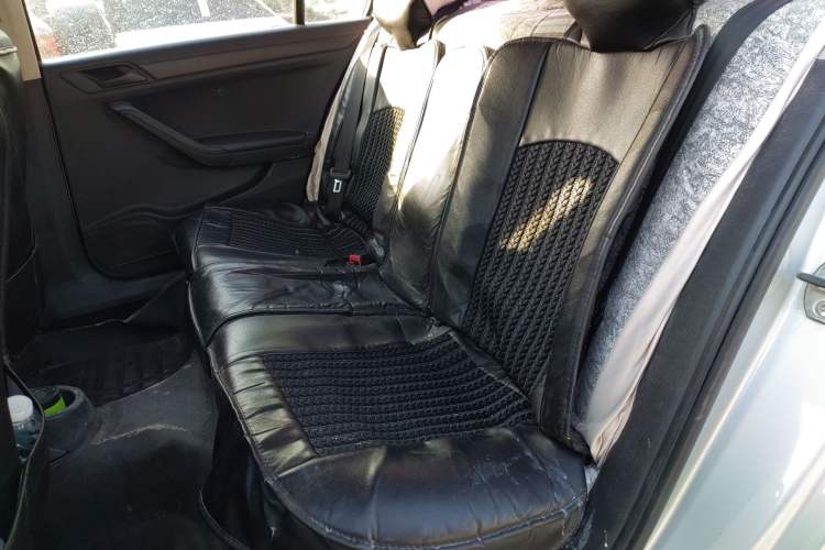 Used Volkswagen Jetta 2013 1.4L Manual Fashion Model