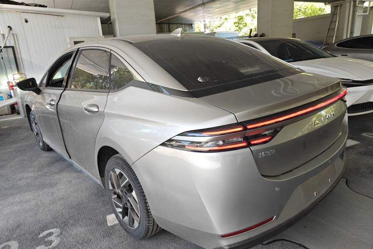 Used AION S 2023 Meizu 580 Lithium Iron Phosphate Rear Left 45 Deg