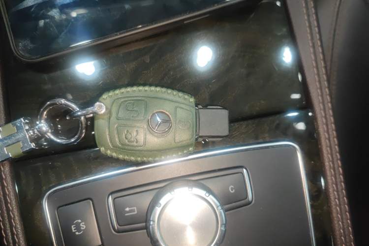 Used Mercedes-Benz CLS 2012 CLS 300 CGI
