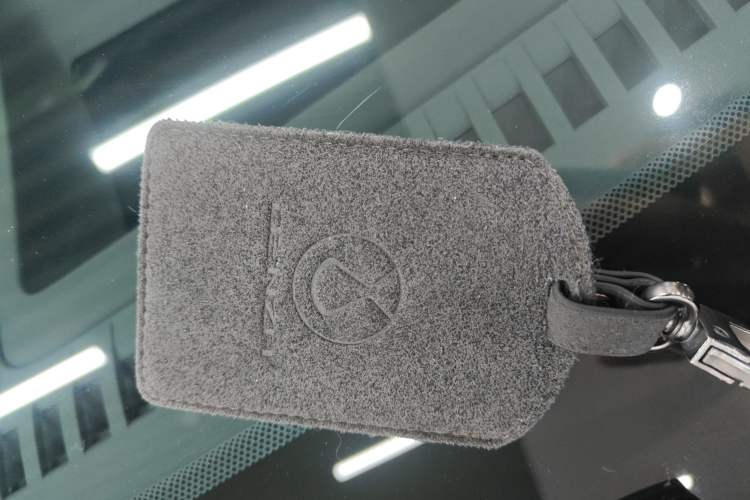 Used Denza D9 2022 DM-i 970 Four-Wheel Drive Prestige Model