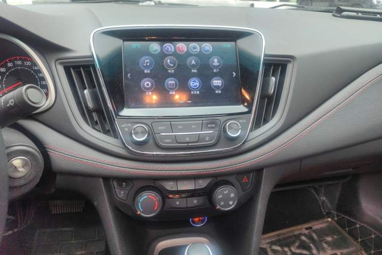 Used Chevrolet Monza 2019 RS 330T Automatic Comfort Edition China VI Standard Audio And AC Panel