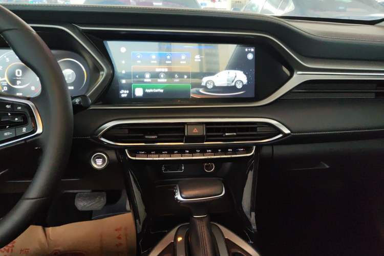 Used GAC Trumpchi GS4 2022 270T Automatic Smart Drive Technology Edition (Upgraded Version) Audio And AC Panel