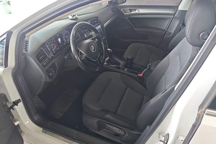 Used Volkswagen Golf 2020 Zhiai Edition 280TSI DSG Comfort Model
