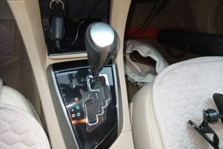 Used Toyota Corolla 2014 1.6L CVT GL Gear Lever