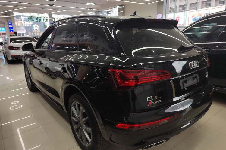 Used Audi Q5L 2022 40T Luxury Dynamic Model
