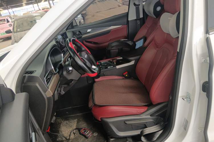 Used JETOUR X70 2023 1.5T DCT Overpass PRO+ Edition 7 Seats