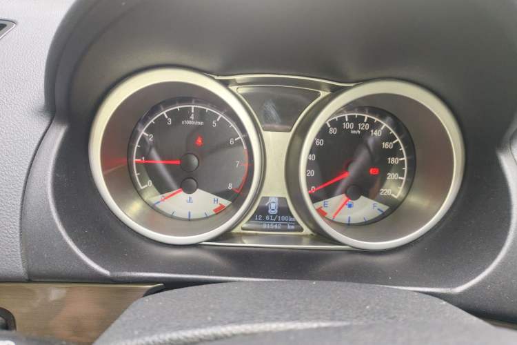 Used Geely Auto GX7 2014 2.0L Manual Luxury Version
