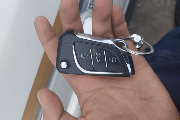 Used Toyota Prado 2014 2700 TX 7-Seater Middle East Version