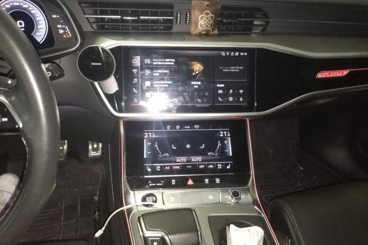 Used Audi A6 2022 allroad quattro Explorer 55 TFSI Prestige Off-Road Model
