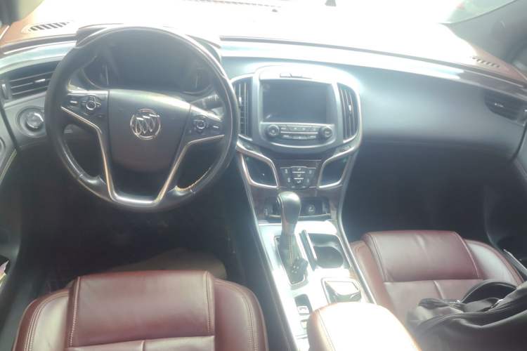 Used Buick LaCrosse 2013 2.0T SIDI Smart Luxury Flagship Edition Center Console