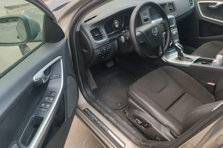 Used Volvo S60 2015 S60L 2.0T Smart Drive Edition