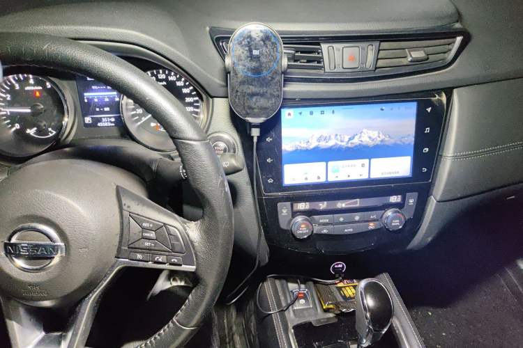 Used Nissan X-Trail 2021 2.0L CVT 2WD XL ITS Comfort Commemorative Edition Audio And AC Panel