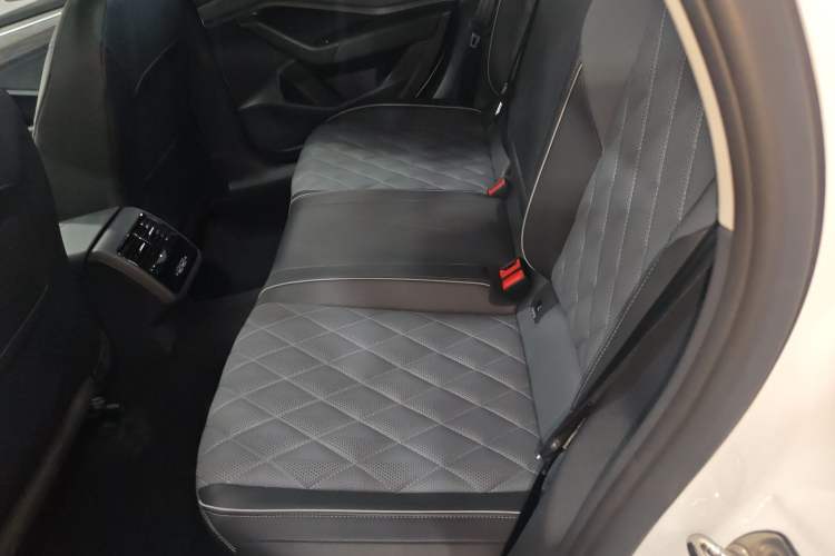 Used Volkswagen Sagitar 2023 300TSI DSG Excellence Edition Left Rear Seat