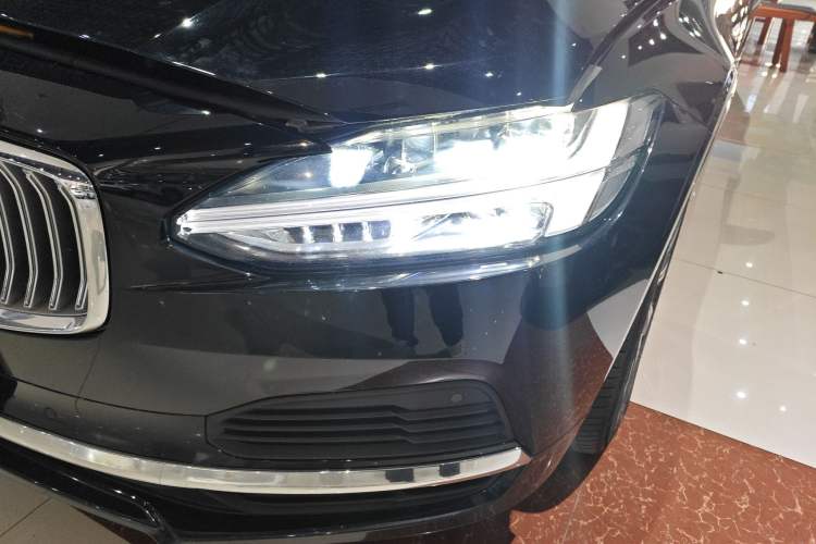 Used Volvo S90 New Energy 2021 T8 eDrive Hybrid Zhiyi Luxury Edition