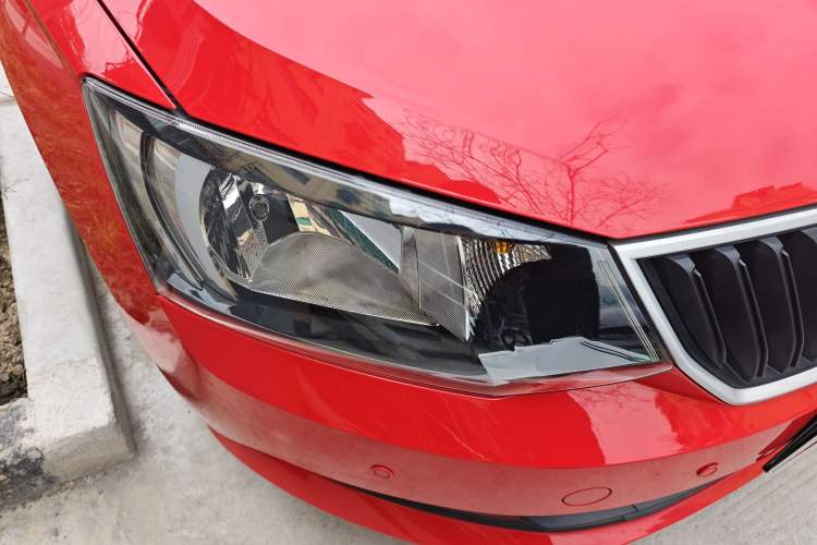 Used Skoda Fabia 2017 1.4L Automatic Car Enjoy Edition
