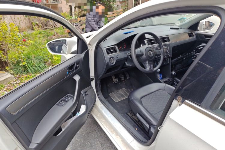 Used Volkswagen Santana 2015 1.6L Manual Comfort Edition Driver Seat