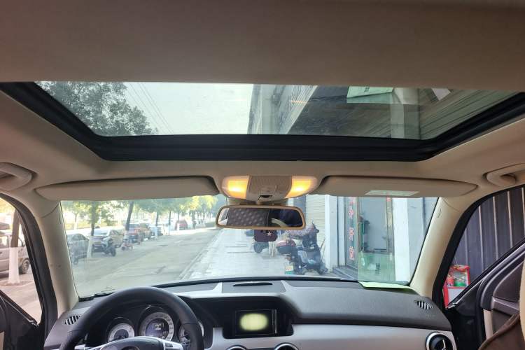 Used Mercedes-Benz GLK-Class 2015 GLK 260 4MATIC Fashion Edition Ultimate Version