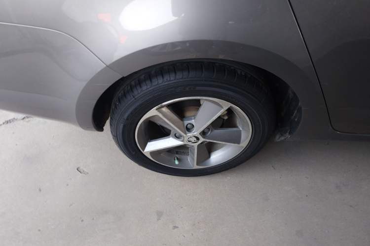 Used Skoda Octavia 2016 1.6L Automatic Smart Drive Edition