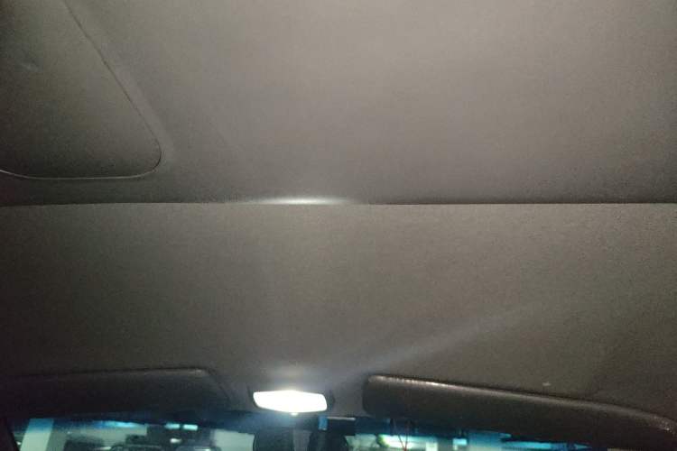 Used JAC Group Refine 2011 2.0L Shuttle Gasoline Standard Edition HFC4GA3