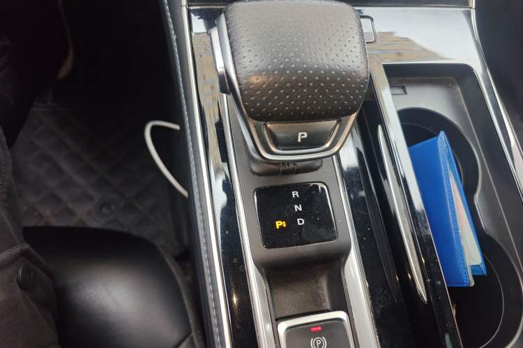 Used Rising ER6 2020 620 km Smart Edition
