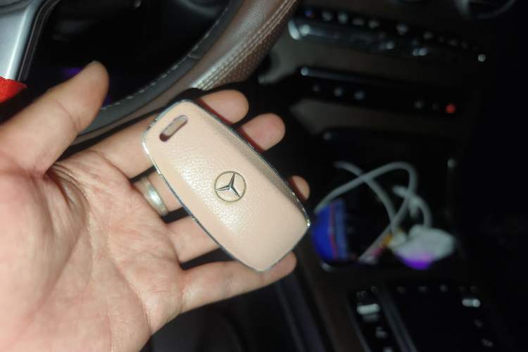 Used Mercedes-Benz GLC 2020 Facelift GLC 300 L 4MATIC Dynamic Edition Vehicle Key