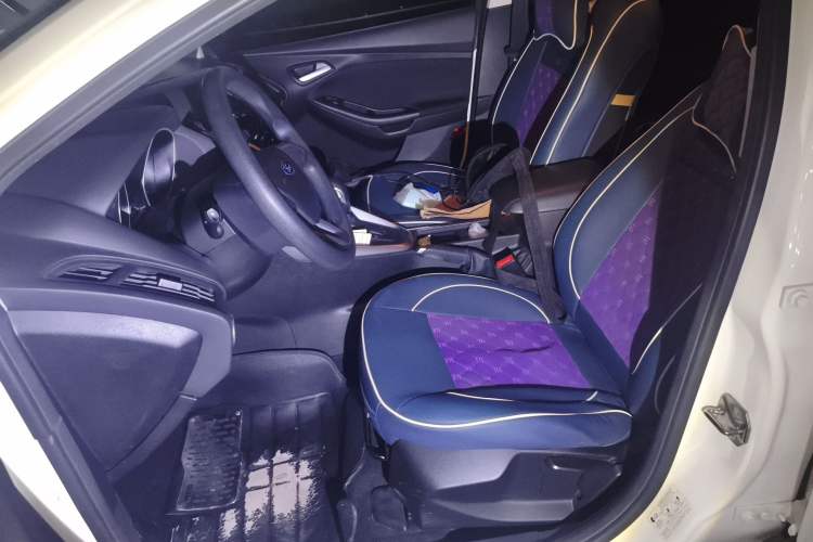 Used Ford Focus 2015 Hatchback 1.6L Automatic Comfort Model Left Front Seat