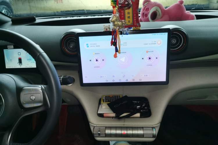 Used BYD Dolphin 2021 405 km Free Version Audio And AC Panel