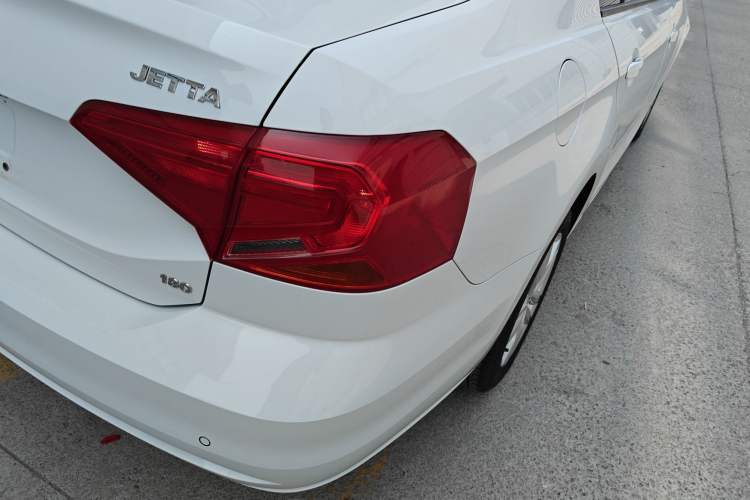 Used Volkswagen Jetta 2019 Dream Edition 1.5L Manual Fashion Version Right Rear Taillight