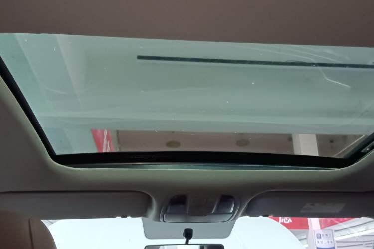 Used Kia Sportage R 2021 Ace 2.0L Splendid Edition Headliner