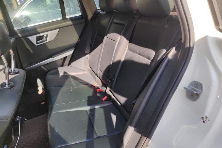 Used Mercedes-Benz GLK-Class 2010 GLK 300 4MATIC Fashion Model