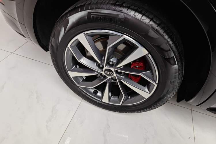 Used Audi Q5L 2024 40 TFSI Luxury Dynamic Edition
