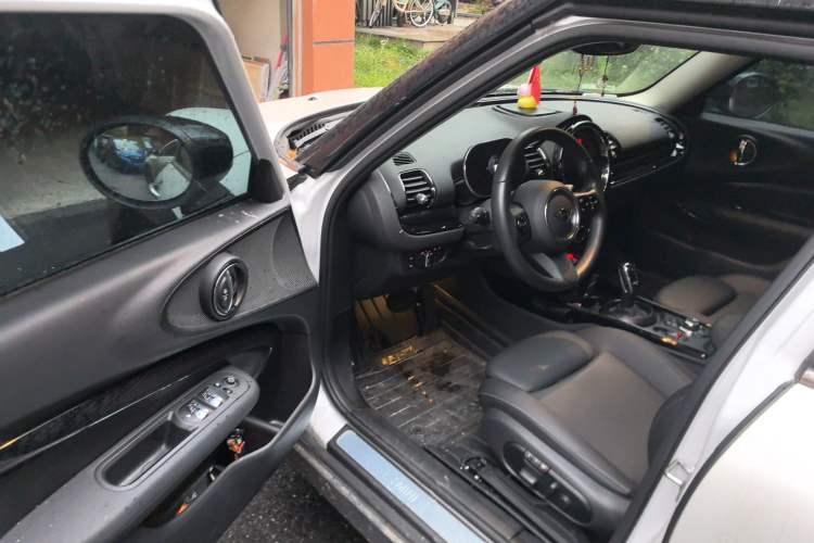 Used MINI Clubman 2023 Updated 1.5T COOPER Classic Edition Driver Seat