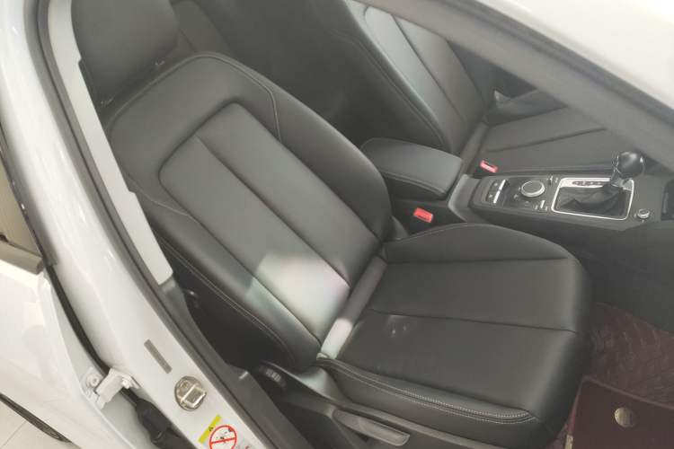 Used Audi Q2L 2021 35 TFSI Progressive Dynamic Edition