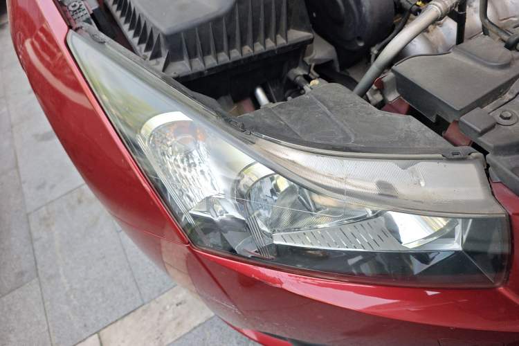 Used Chevrolet Cruze 2013 1.8L SE AT Right Front Headlight