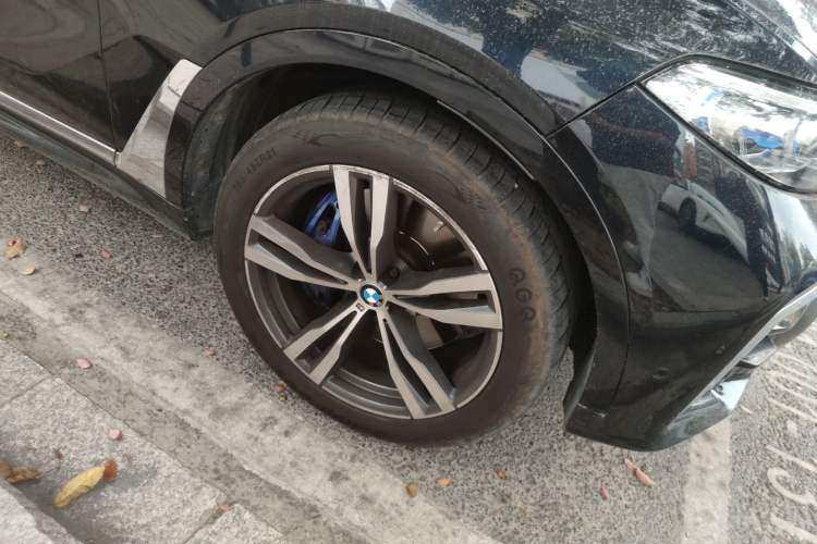 Used BMW X7 2019 xDrive40i Luxury M Sport Package