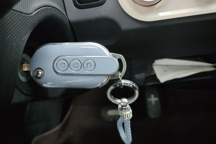 Used Wuling Hongguang MINIEV 2022 Macaron Premium Model – Lithium Iron Phosphate
