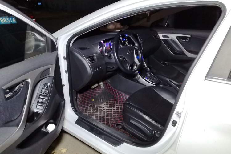 Used Hyundai Elantra (5th Generation / Langdong) 2013 1.6L Automatic Luxury Model
