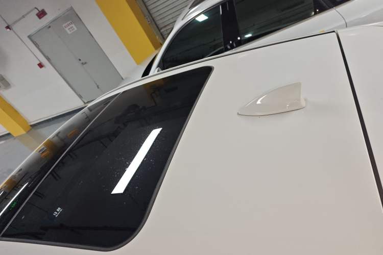 Used Honda Vezel 2020 1.5L CVT Pioneer Edition Roof