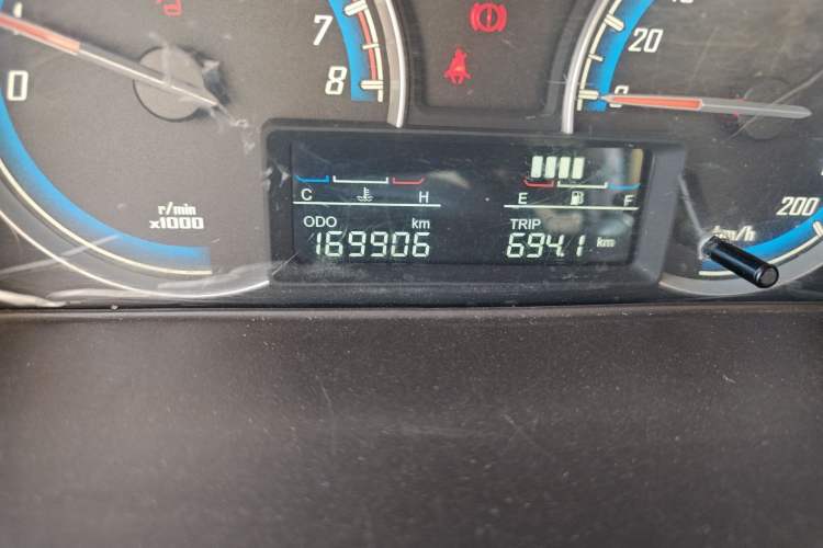 Used Baojun 730 2014 1.5L Manual Luxury Navigation ESP Version 7 Seats