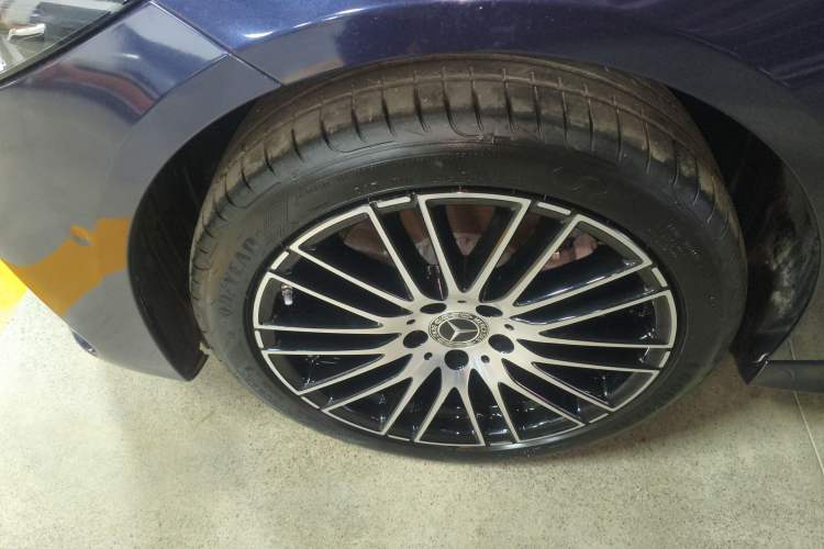 Used Mercedes-Benz C-Class 2025 Facelift C 260 L Sport Edition Left Front Wheel Hub