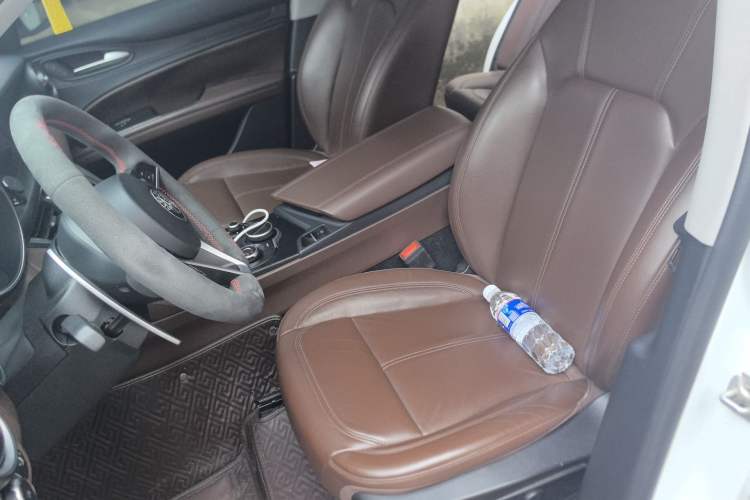 Used Alfa Romeo Stelvio 2017 2.0T 200HP Luxury Edition
